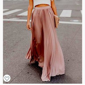 High Waist Flowy Pleated Chiffon Maxi Skirt nwot small